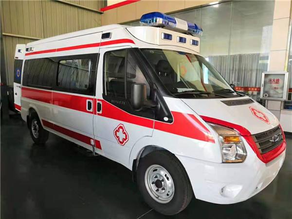 南平福特V362救护车